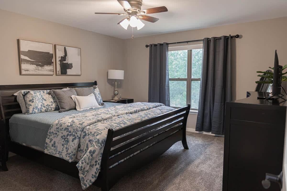 Brand New 2 Bed With Office Villa Loves Park Exterior photo